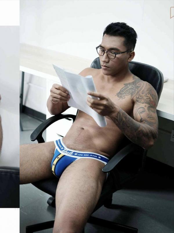 LABOUR-09-Special-Films--Andy-Hot-Office-Sex-ebook--video-bts